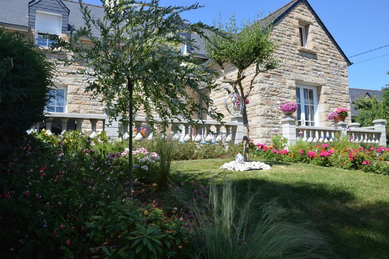 Chez Brigitte Chambres A L Habitant Le Minihic-sur-Rance Bagian luar foto